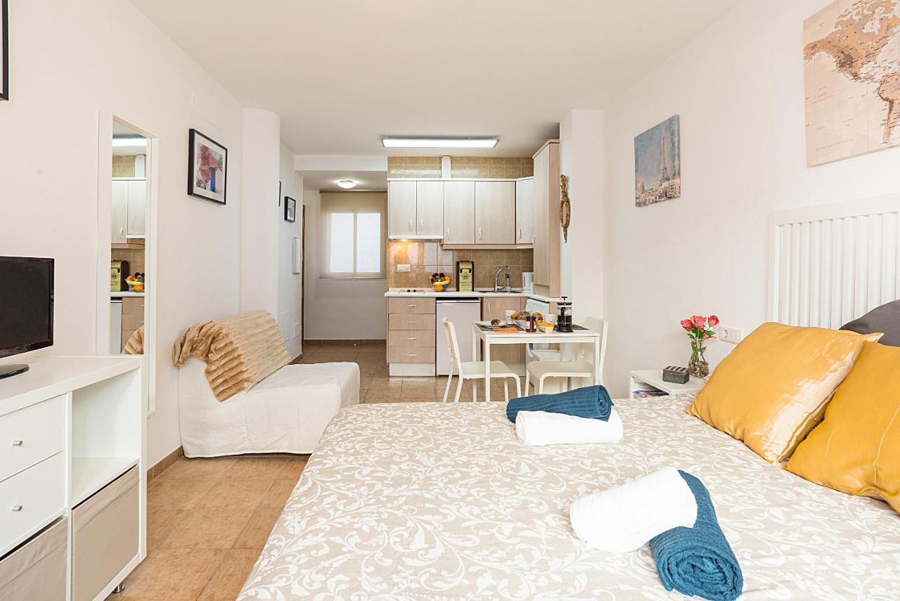 Studios Nerja Center E ภายนอก รูปภาพ